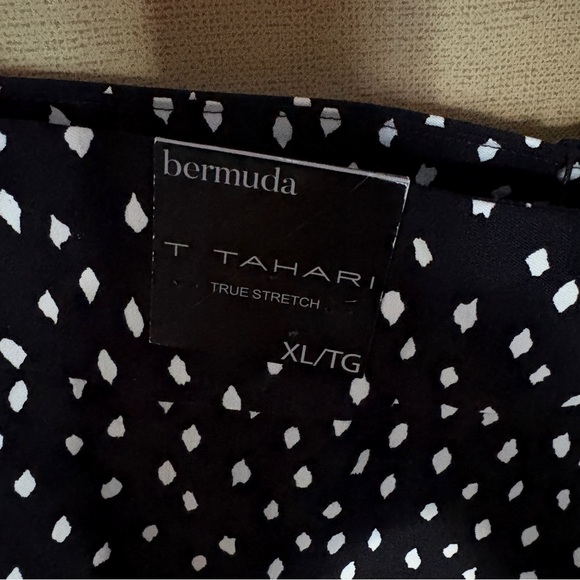 T Tahari Black Shorts with White Spot Print - Picture 2 of 12